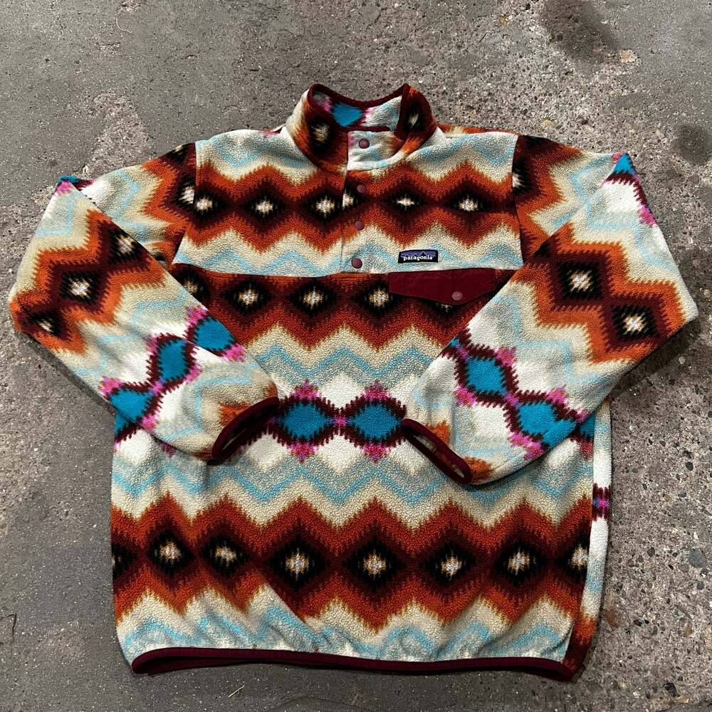 Patagonia Women's Synchilla Snap-T Fleece Pullover Aztec Geometric Print